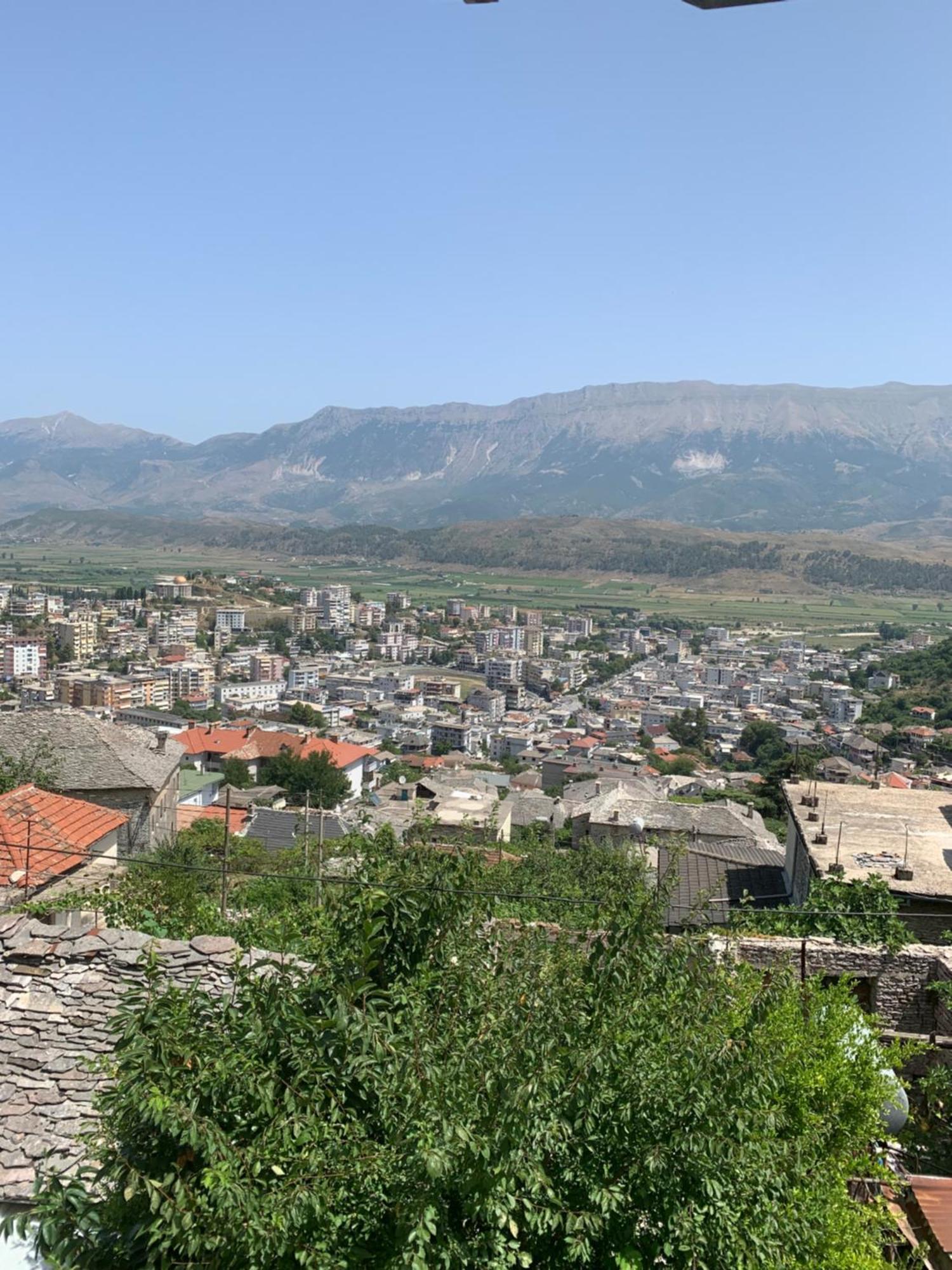 Villa Zeko Gjirokaster Bagian luar foto